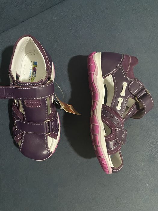 Продам ортопедическую обувь доя девочки турция