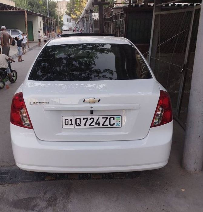 Lacetti  gentra 65.000 prabek toza moshina