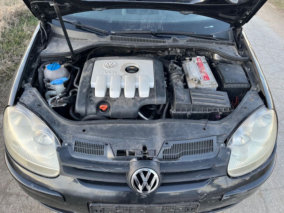 Голф 5 2.0 тди BKD 140  6-степенна  скоростна кутия на части