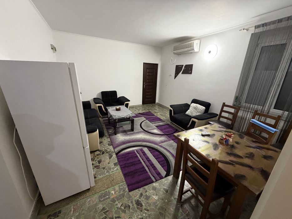 DE ÎNCHIRIAT - Ovidiu,  3 camere