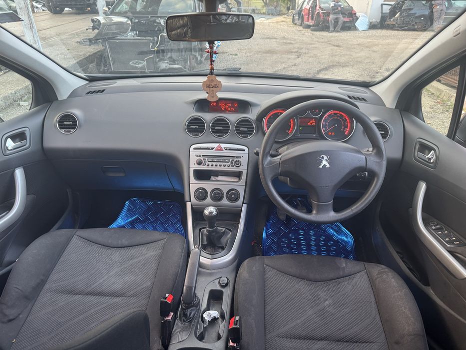 Peugeot 308 1.6HDI 92кс. 2013г. - НА ЧАСТИ