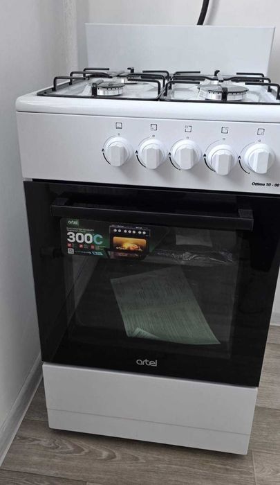 Новая газ.плита+подарок