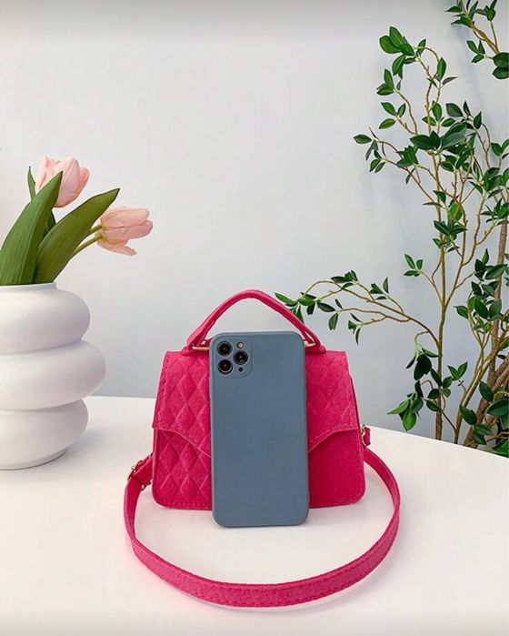 Розова чанта с дълга дръжка