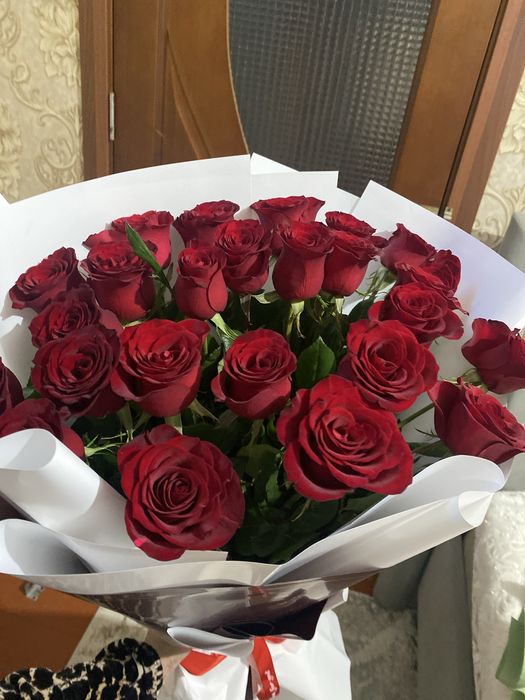 Цветы свежие 25 штук