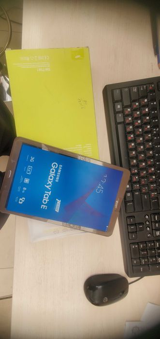 Galaxy tab E 8 gb