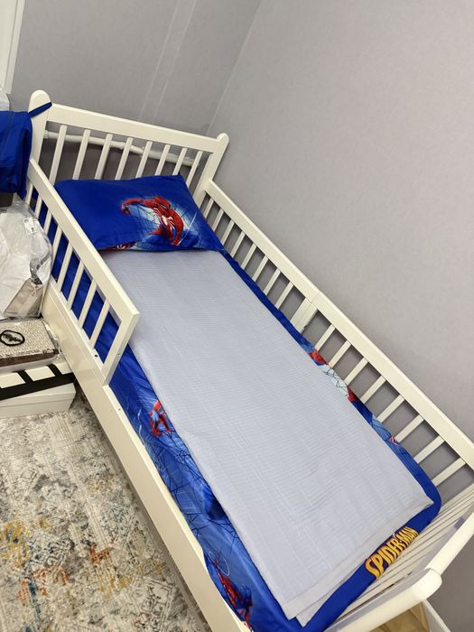 Детская кровать деревянная