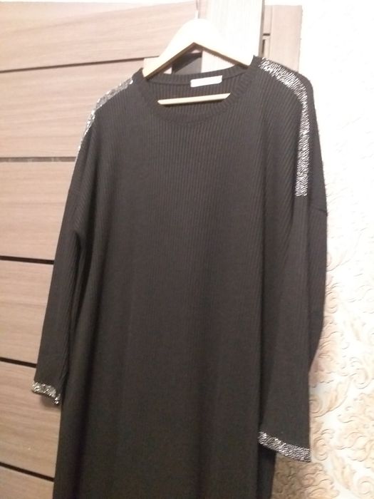 Женская одежда платье   62р 64о