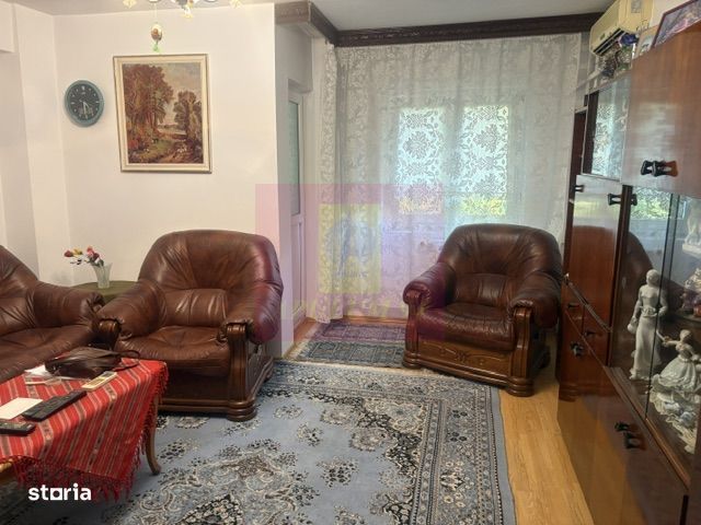 Apartament 3 camere Drumul Sarii.