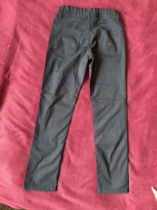 Pantaloni Tommy Hilfiger baiat 8 ani