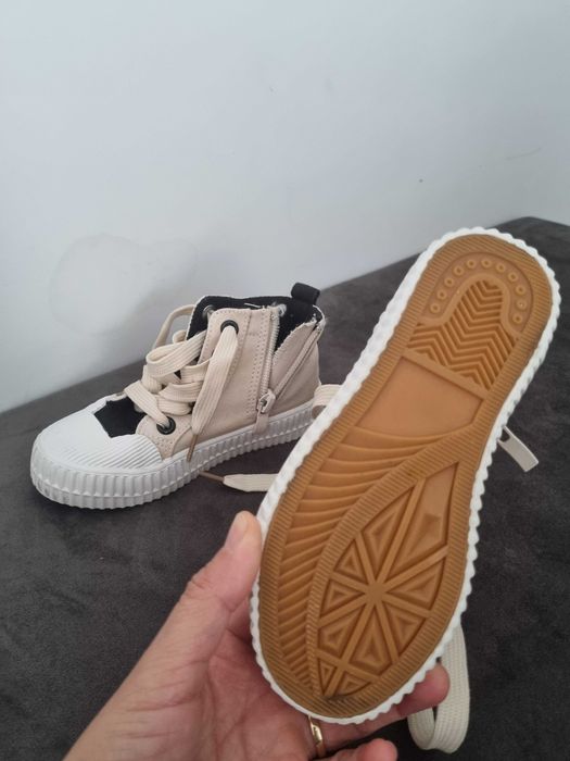 Tenisi Reserved, marimea 26