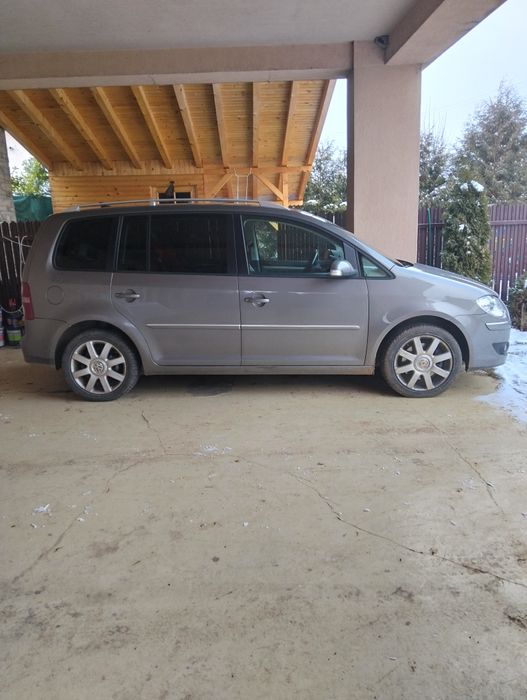 Volkswagen Touran 2.0 tdi DSG 6