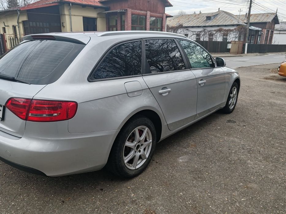 Audi A4 b8 an 2009 motor 2.0 Tdi Automat