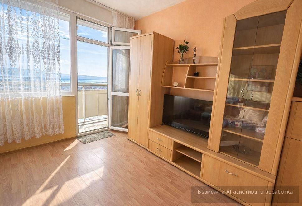 Дава се под наем Тристаен апартамент в Варна, Възраждане 3 - 65 кв.м за 348.84 € - Снимка #1