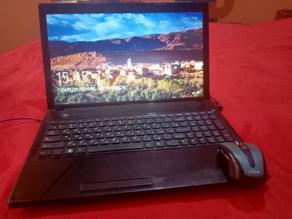 Новтбук ленова сотилади