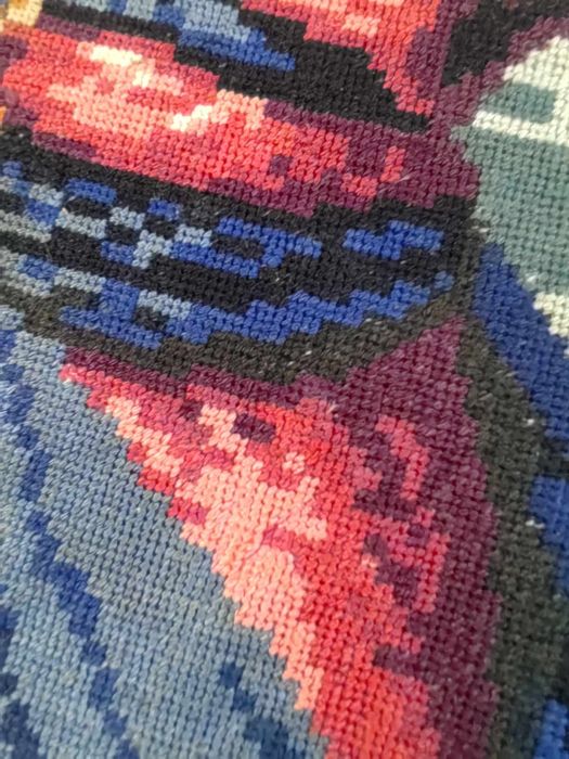 Старинни уникални гоблени.