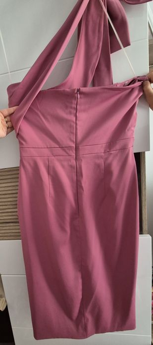 Rochie elegantă midi S