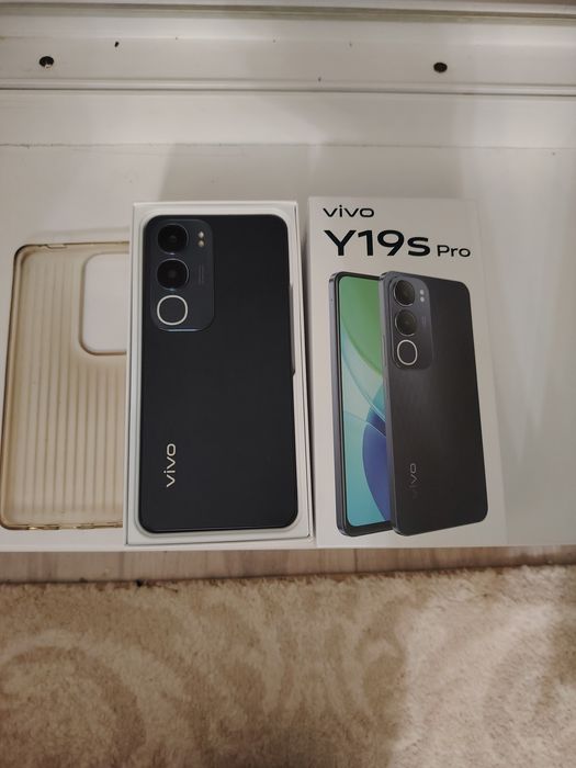 Телефон Vivo Y19s pro на 256  гигов