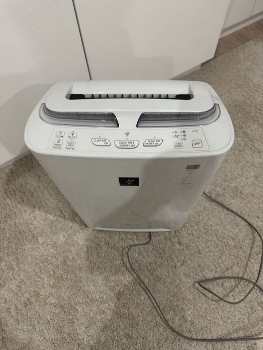 Пречиствател за въздух Sharp