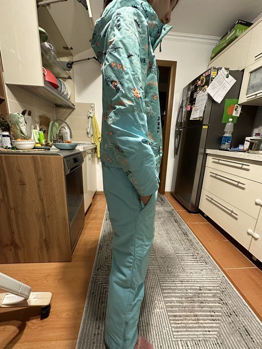 Продам зимний комбинезон