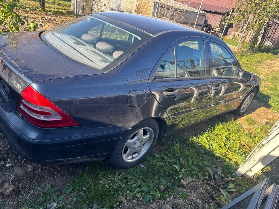 Mercedes Benz C Class Cdi 200 w203 2.2 diesel Avariat