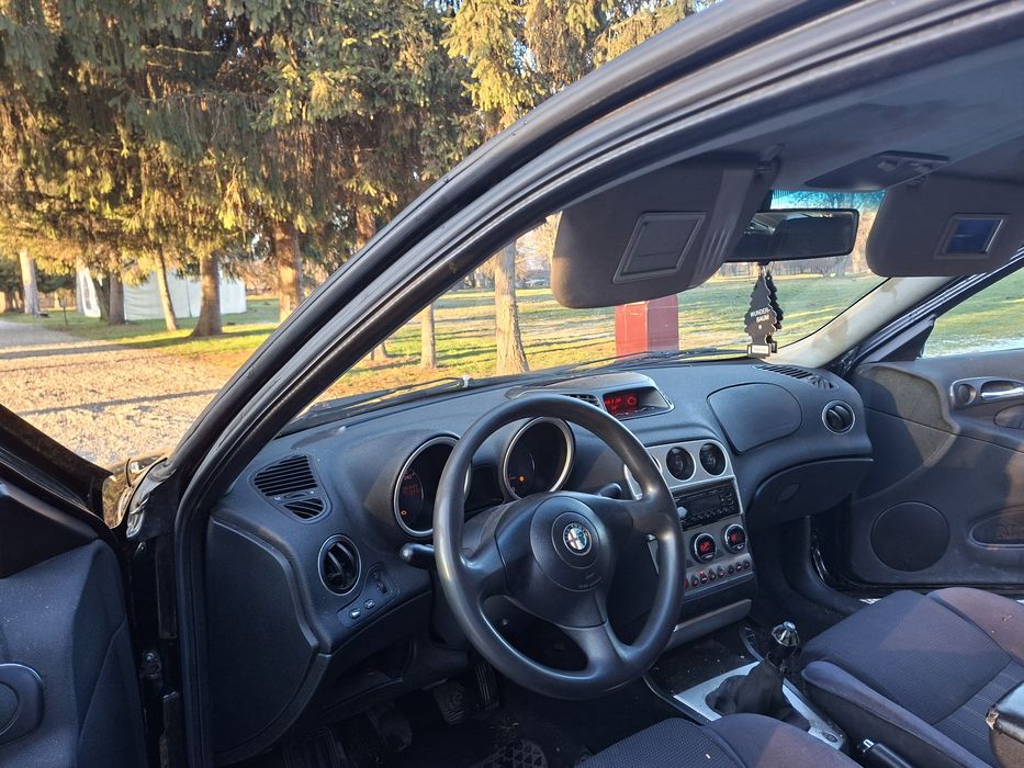 ALFA ROMEO 156 1.9 TDI ANUL 2003 150CP