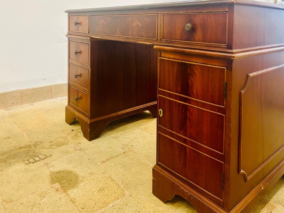 Birou Lemn Masiv cu Piele