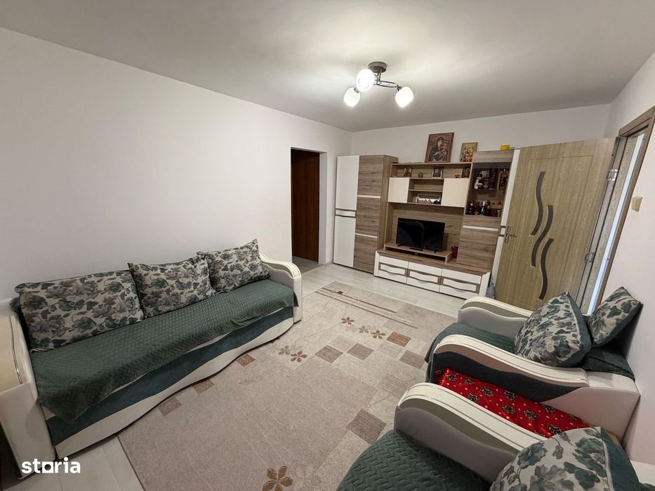 Apartament 2 camere, etaj 2 - zona Cetate