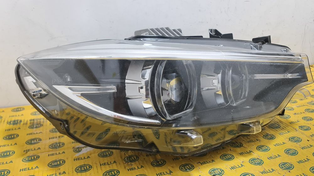 Far dreapta led BMW 4 F32 F33 F36 M4 facelift lci 7476206 complet