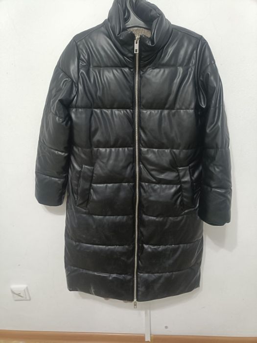 Продаются Верхняя одежда