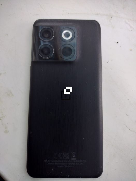 Продам OnePlus 10t