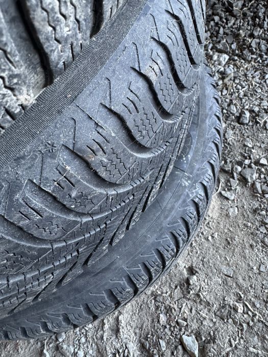 4 Michelin Alpin 205/60/16