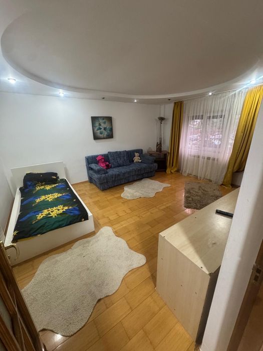 Apartament 2 camere decomandat de inchiriat