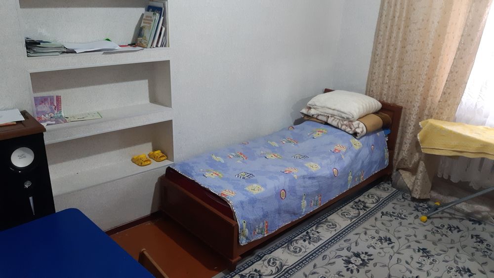 Продам кровать одна спалка срочно