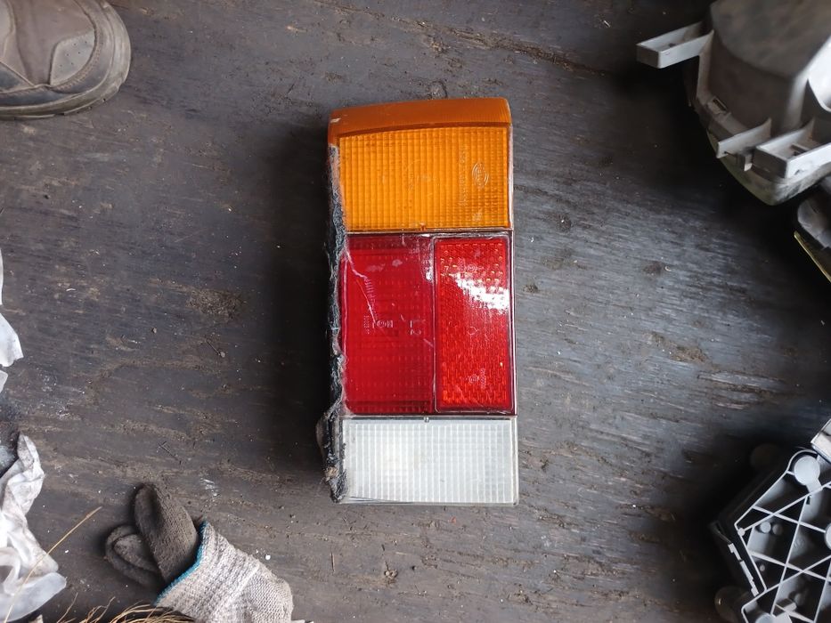 Фонарь Фольксваген Гольф1 левый в оригинале