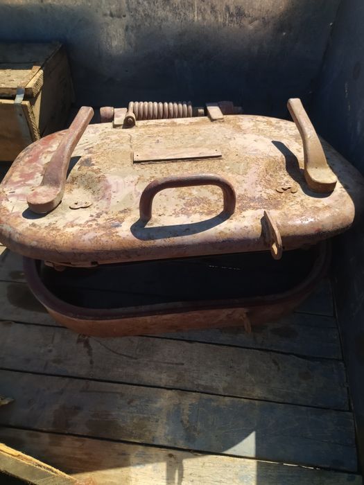 Продам люк железный