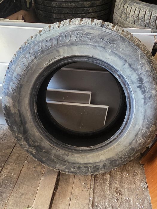 Продам шины зимнее