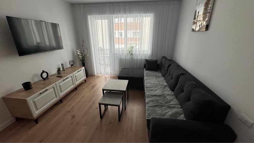 Inchiriez apartament 2 camere complet renovat CETATE ZONA ZERO