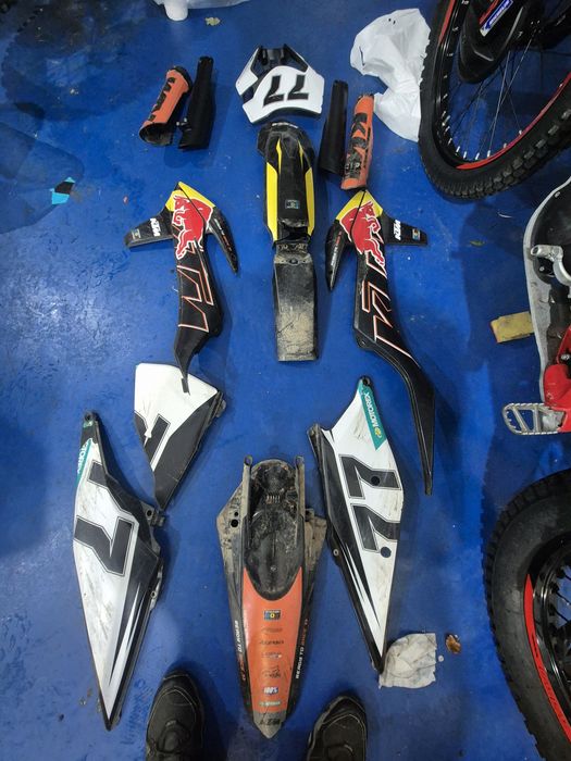 capac ambreaj , scut  pentru ktm , far/ husqvarna 2020 2023