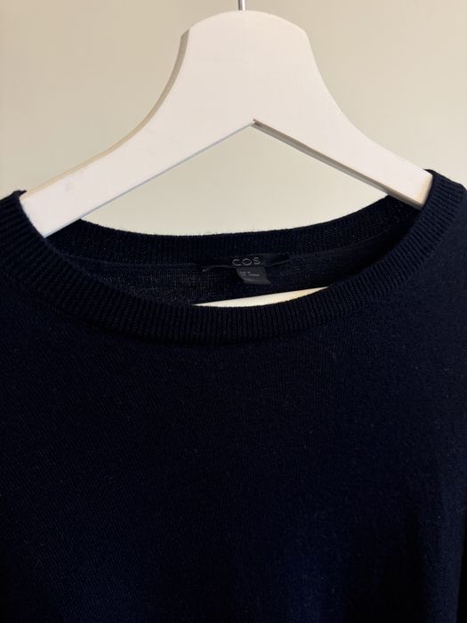 COS пуловер 100% вълна