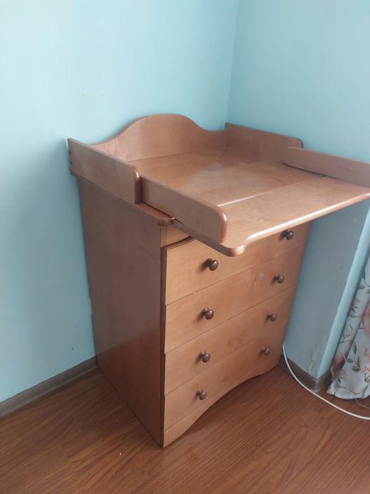 Пеленальный столик