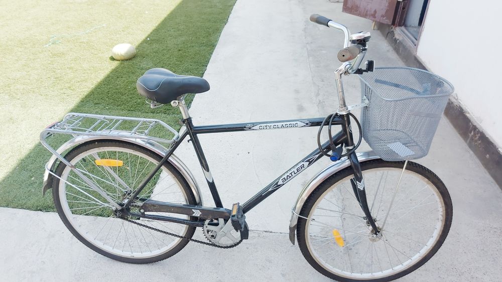 Продам качественный велосипед с корзиной