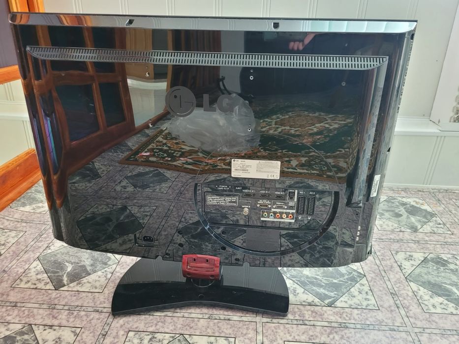 Продам телевизор б/у.