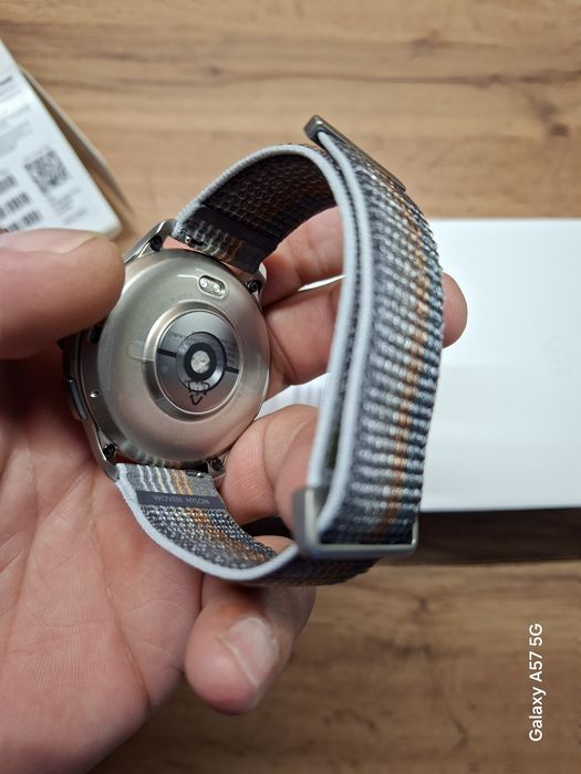 Новые смарт  часы  Amazfit Balance..