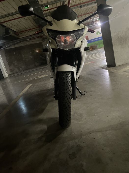 Se vinde honda cbr