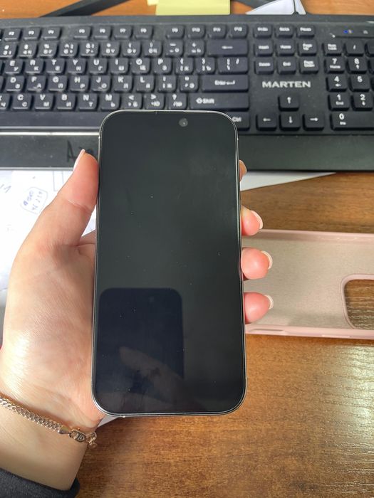 Продам IPHONE 16 pro 512