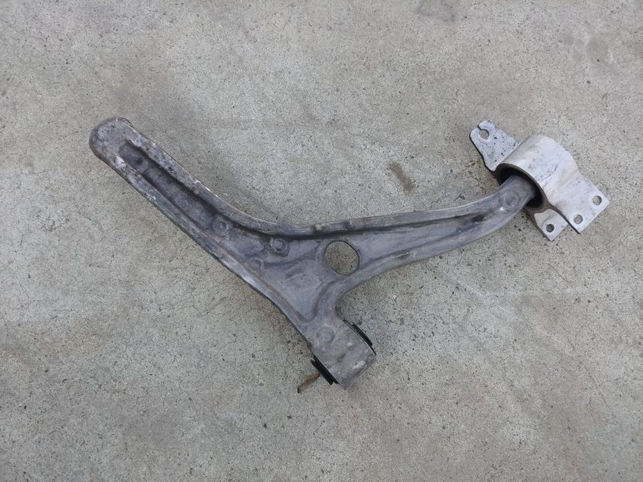 brat bascula stanga fata 1.3 t b  mercedes b-class w247 a2473331500