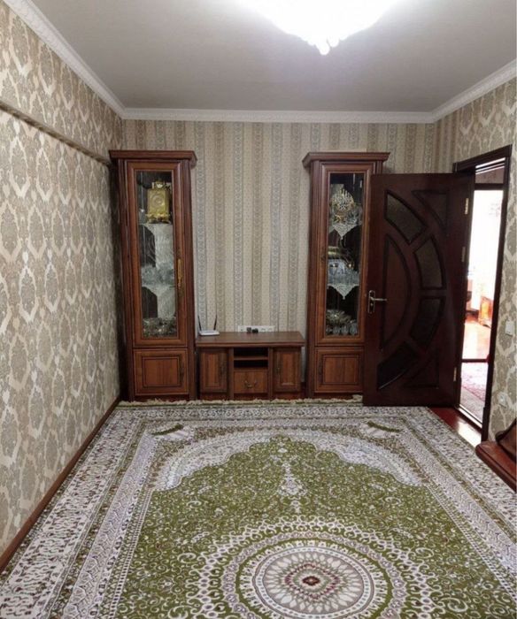 Продажа 3 хона 3 етаж 4 етажл 
Кора камиш 2/3 масчит йони
70 кв
Балкон