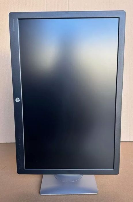 HP EliteDisplay E242 24" IPS – като нов, много запазен