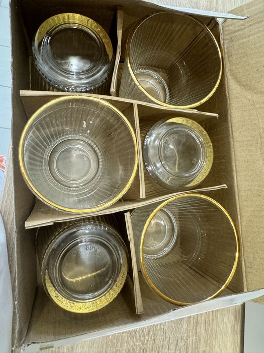 Продам стаканы 6 шт, цена 2500 тг