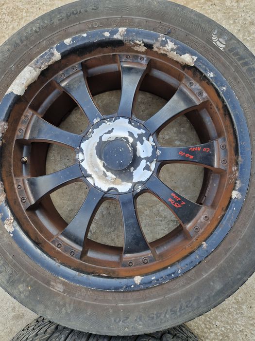 Roti Mitsubishi L200 2010 R20